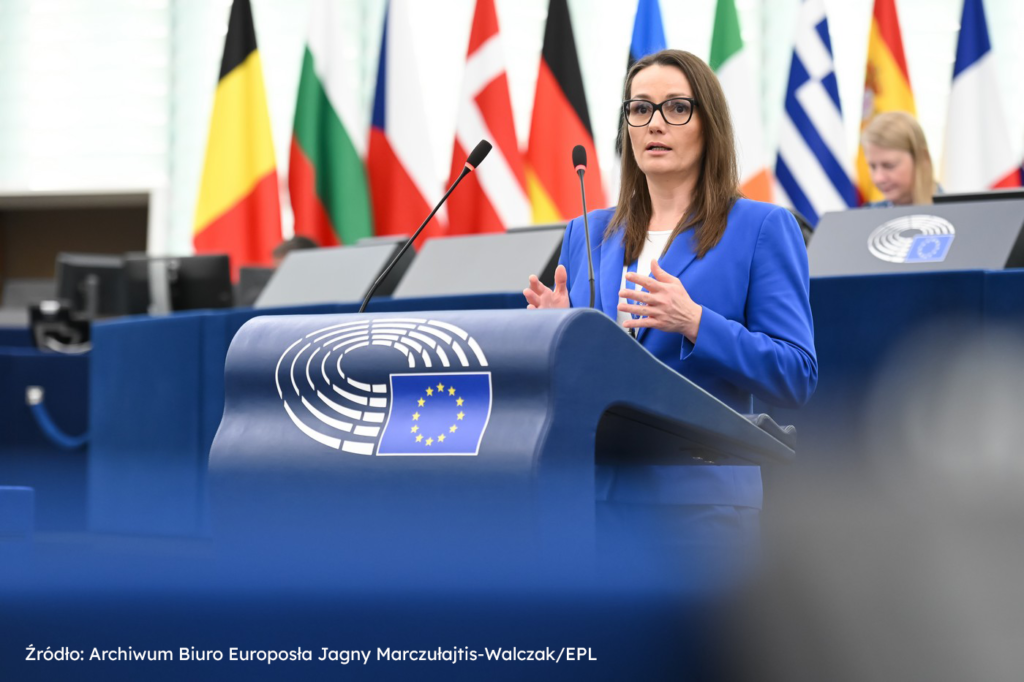 Setki firm ze Świętokrzyskiego mogą skorzystać z SAFE. Jagna Marczułajtis-Walczak o programie dla regionu